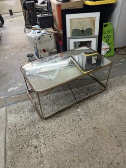 Table With Mirror Top