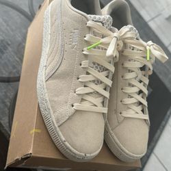 Mens Puma Suede Size 9 