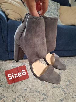 Short Gray Heels