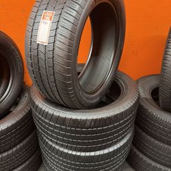 305/45R22 Michelin Defender LTX Full set of 4 Tires