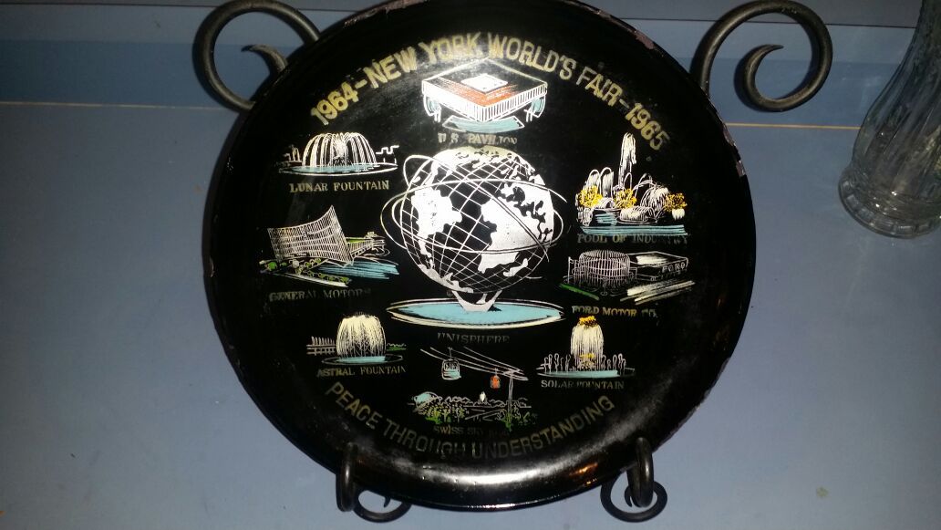 1964 World's Fair commemorative plate
