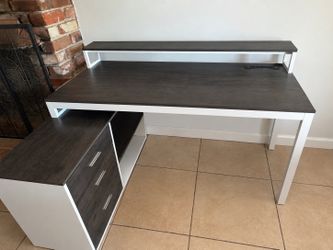 Desk