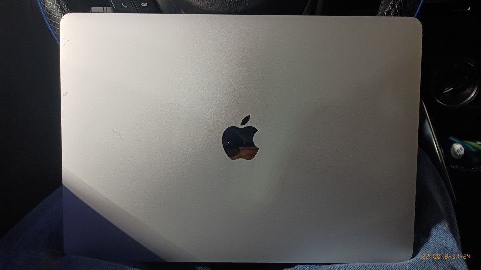 MacBook Pro With Touch Bar