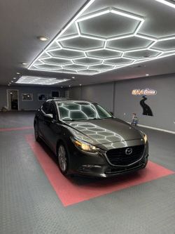 2017 MAZDA MAZDA3