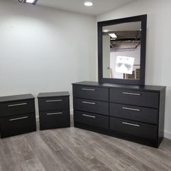 Dresser Whit Mirror And 2 Nightstands - Comoda Con Espejo Y 2 Mesitas De Noche 