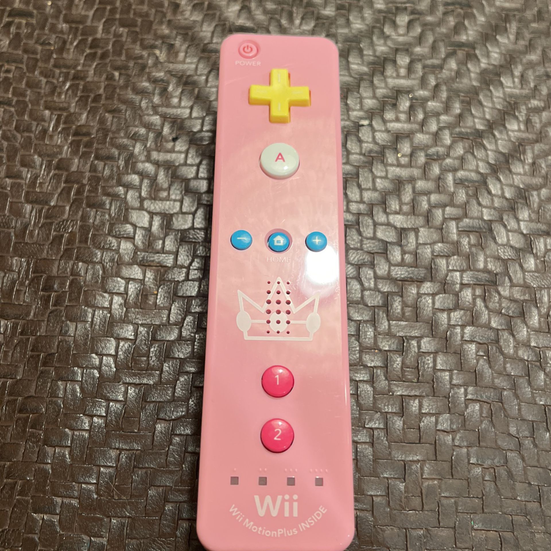 Princess Peach Nintendo Wii Remote Controller 
