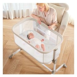 NEW! Fodoss Baby Bassinet Bedside Sleeper