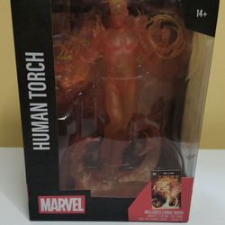 McFarlane Toys Marvel Human Torch 1:6 Action Figure Boxed w/ Comic Book