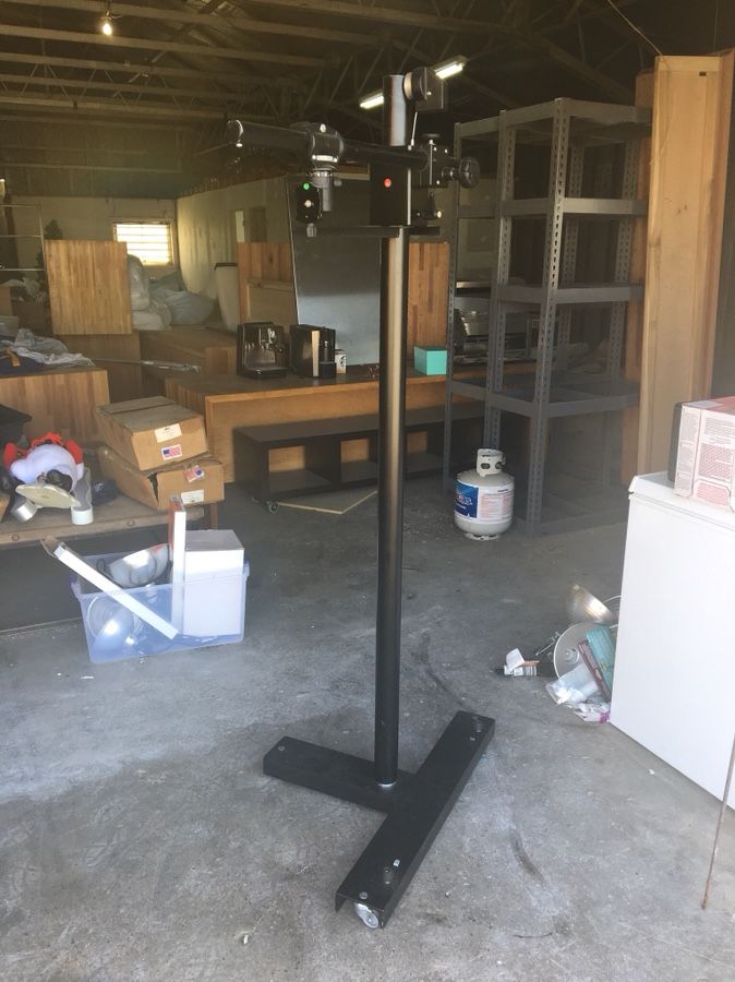 Manfrotto Mini Salon 190 camera stand w/Induro ball head mount