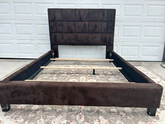 Sarajevo Chocolate Corduroy Queen-size Bed Frame $199.999 - READ Description