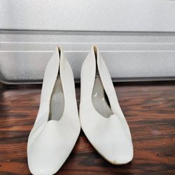 WOMEN HEELS