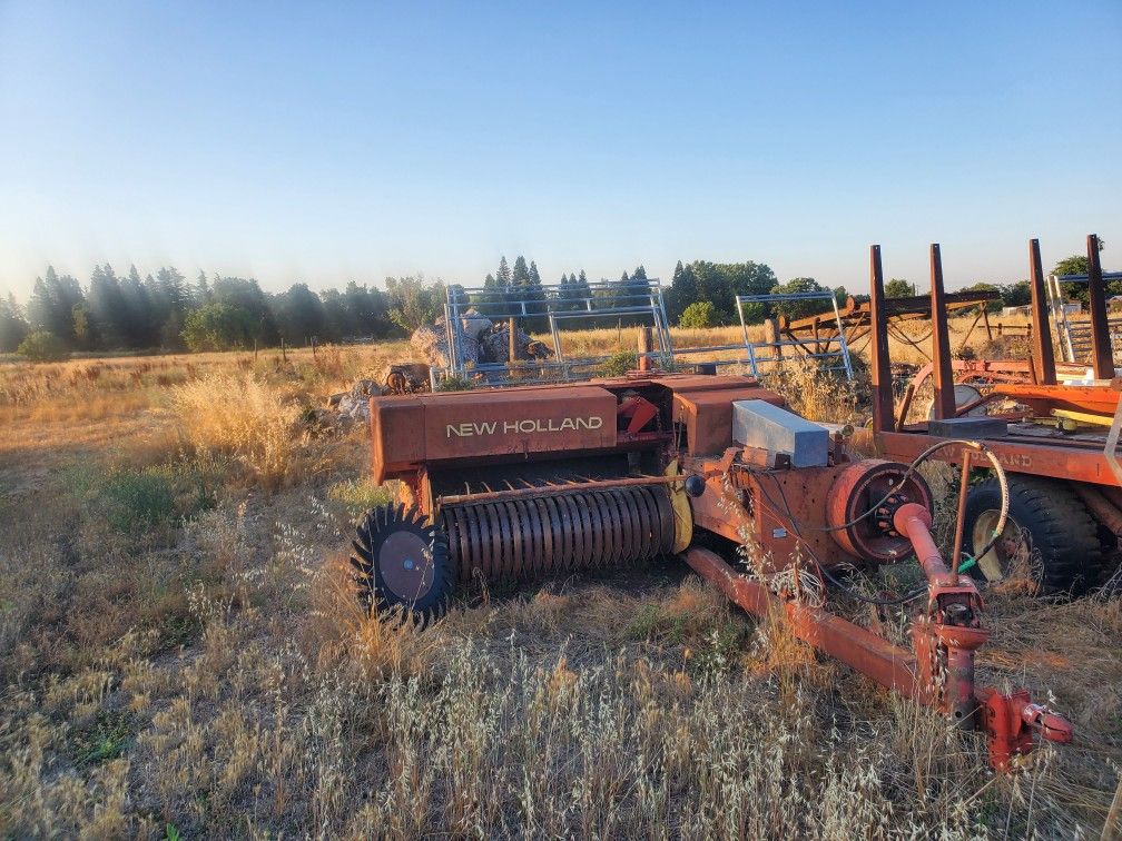 Newholland hay rake