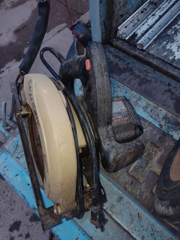 Skill Saw