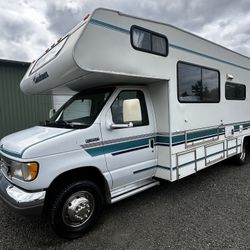 97 Coachmen 27FT Low Miles