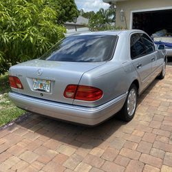 1999 Silver Mercedes E 320 Base
