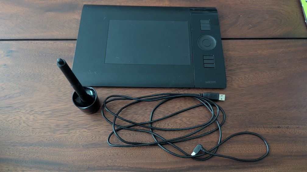 Wacom Intuos Pro Drawing Tablet