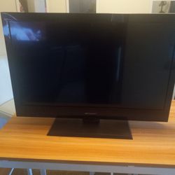 Emerson Tv between 35-40 Inches
