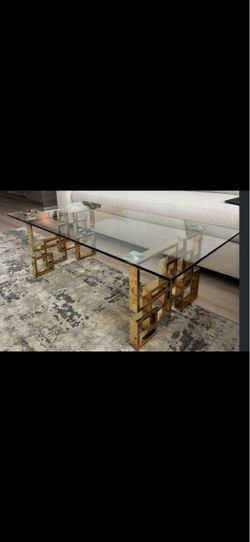 Glass table gold like new