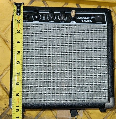 starcaster 15G amplifier