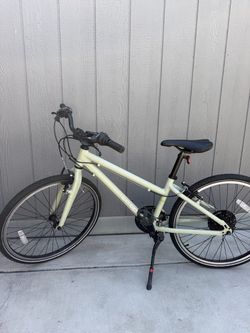Rev 24 Kids Mountain Bike