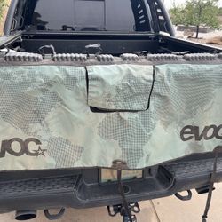 EVOC Tailgate Bike Pad – Truck Bed Bike Carrier