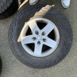 Falken 265/70R17
