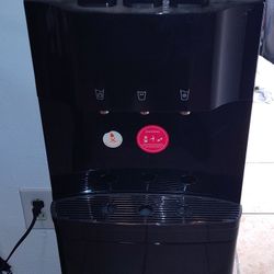 New Water Dispenser Hot/Cold
