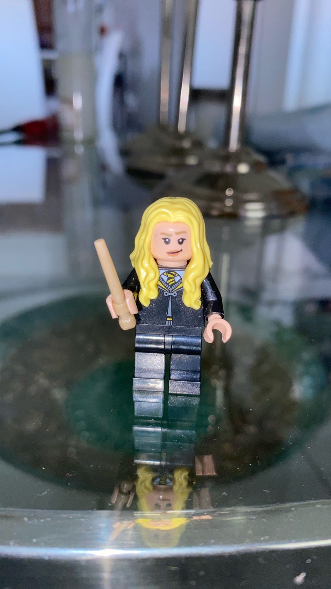Lego Hannah Abbott 76412 Black Hufflepuff Robe and Legs Harry Potter Minifigure
