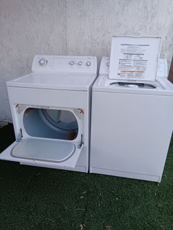 Set Whirpool Washer And Gas Dryer