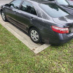 2009 TOYOTA CAMRY GREY ON GREY