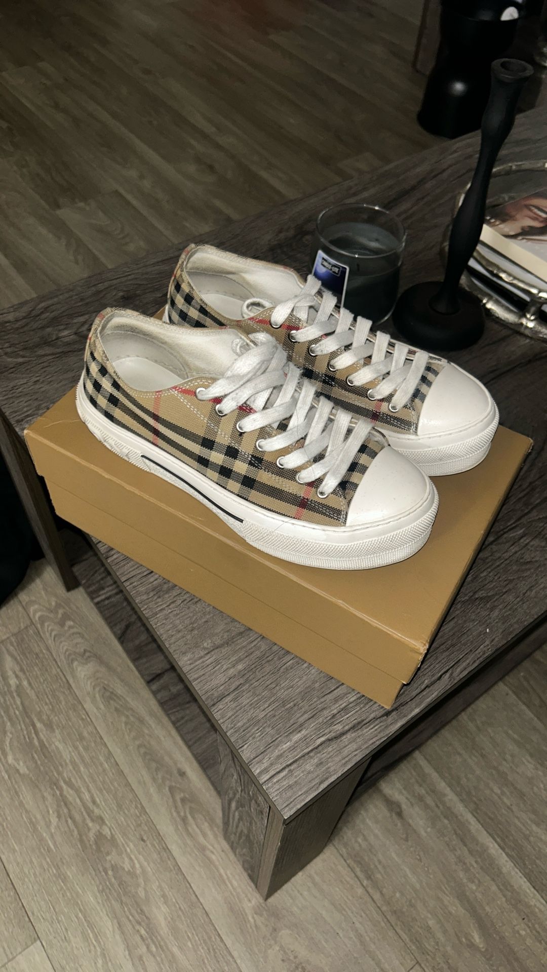 BURBERRY SHOES