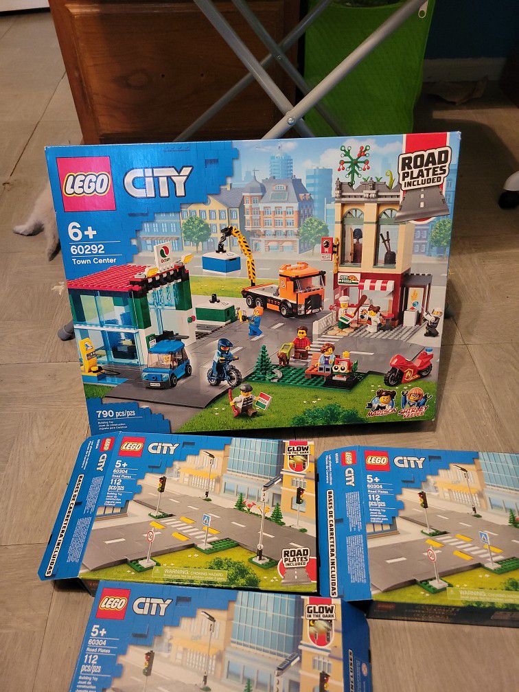 Lego City Town Center Set