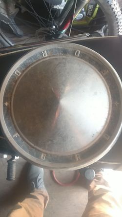1960s Ford hub caps