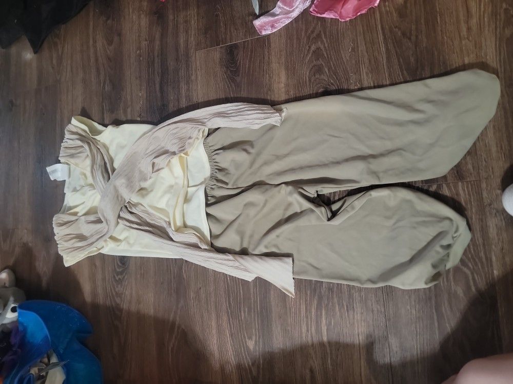 Halloween Costumes Kids Youth Star Wars Ray Girl Size 8-10 Youth 2 Piece Pants And Top Brand New Final Sale