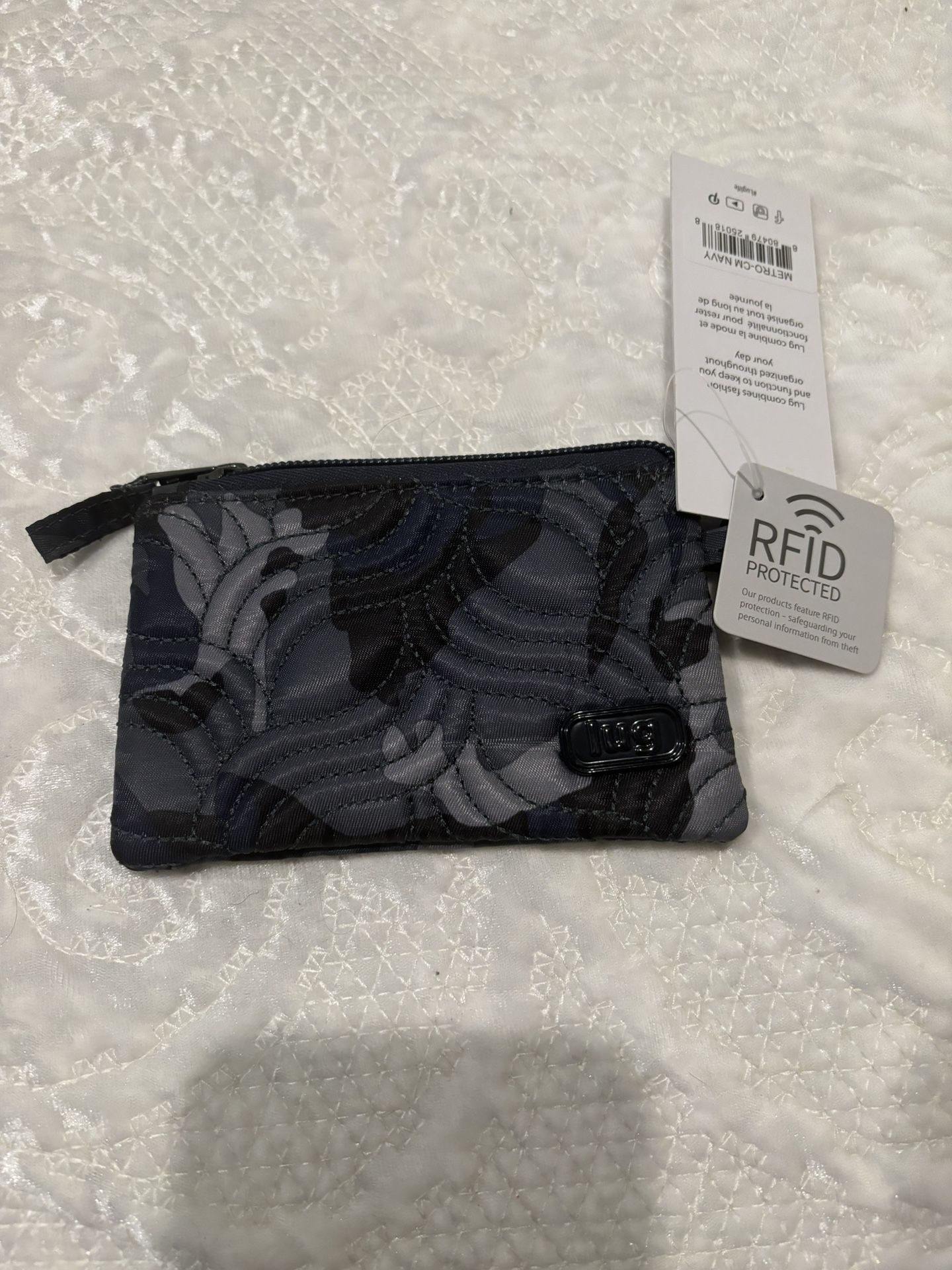 Lug ID Holder-NWT-RFID protected.