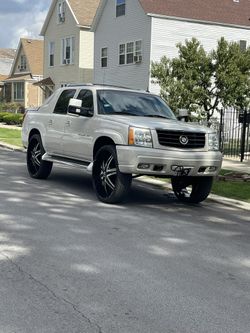 2003 Cadillac Escalade