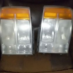 GMC SIERRA HEADLIGHTS 