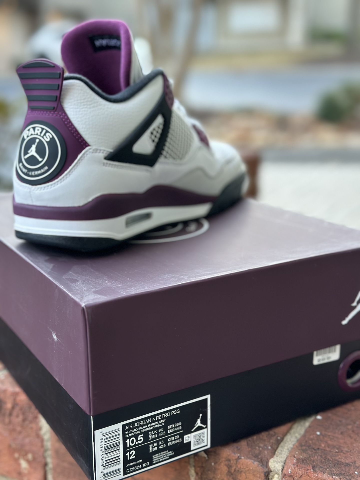 Paris Saint-Germain x Air Jordan 4 Retro 'Bordeaux’