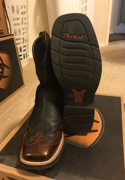 Ariat showbaby deals