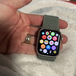 Apple Watch Series 9