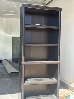 Black Shelf Free