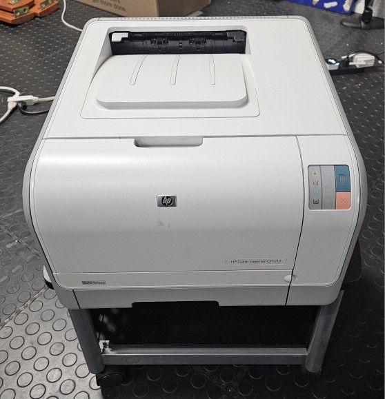 HP Color LaserJet CP1215 Printer with Matching Printer Table – Works Perfectly, Ready to Use