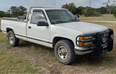 2000 Chevrolet Silverado 2500 new motor