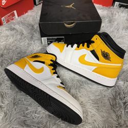 Nike Air Jordan 1 Mid GS University Gold Black Yellow 554725-170 Size 4Y