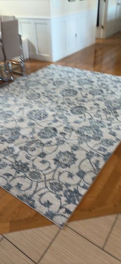 Aria Rug 7ft 10 in/10ft