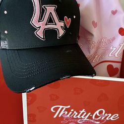 Thirty one hat