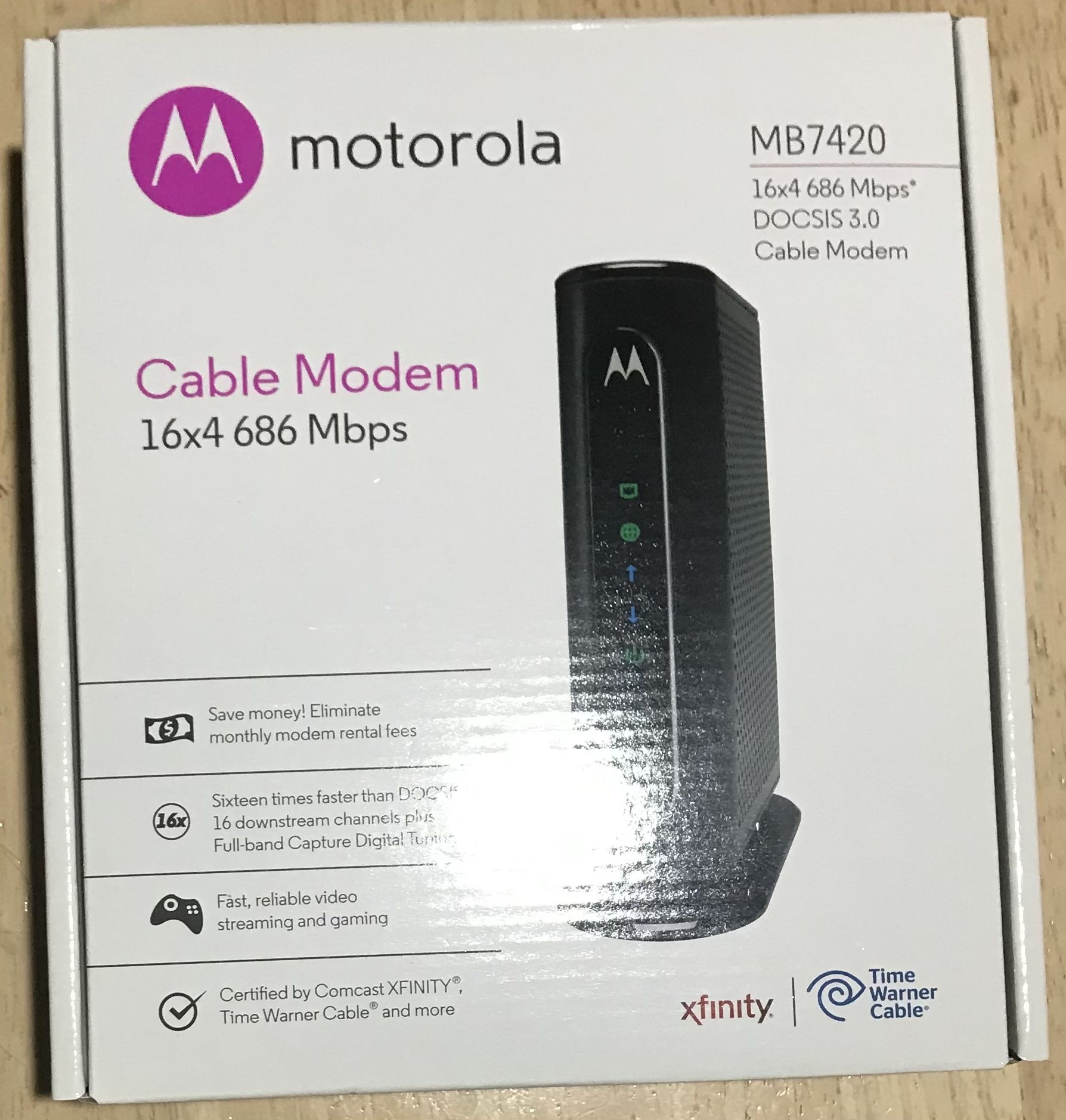 Motorola Cable Modem 16x4 686 Mbps MB7420