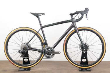 2023 54cm Specialized S-WORKS Aethos SRAM Red AXS Roval Carbon Disc Bike
