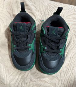 Green and black Jordans  - kids 9C
