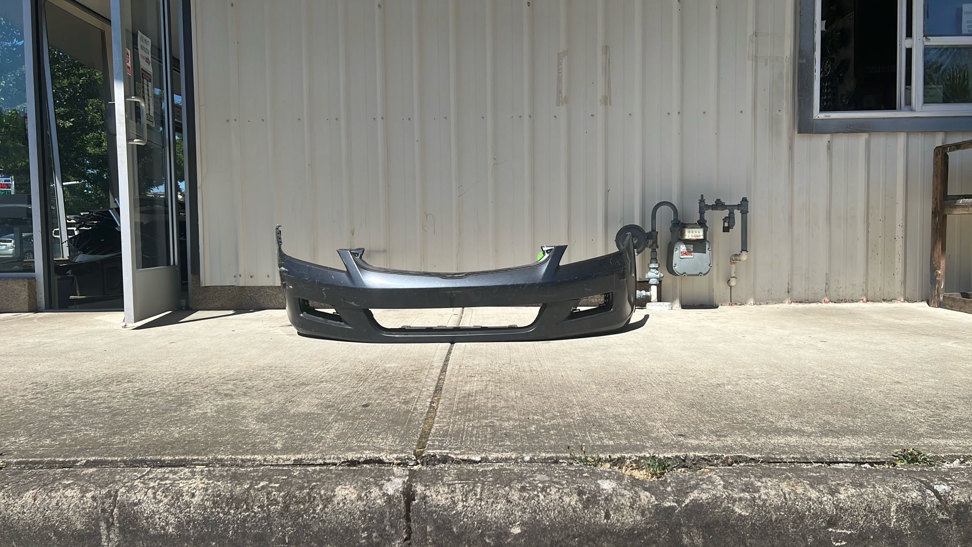 2006 To 2007 Honda Accord Front Bumper #B635 HO1000 235